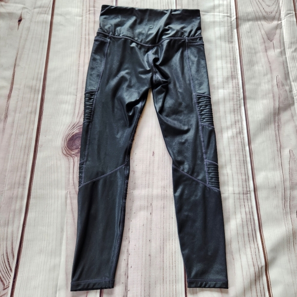 Athleta "Inclination Moto Tight" High Rise Legging Black Textured Women's Size S - Picture 5 of 10